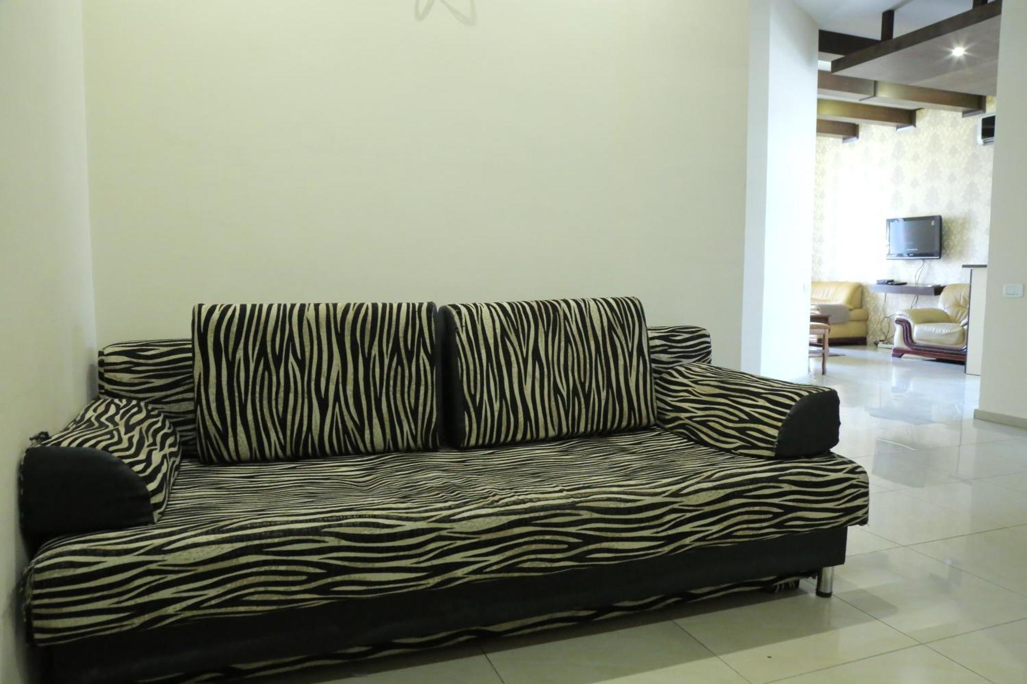 Rent Inn Yerevan On Sakharov Square Eksteriør billede