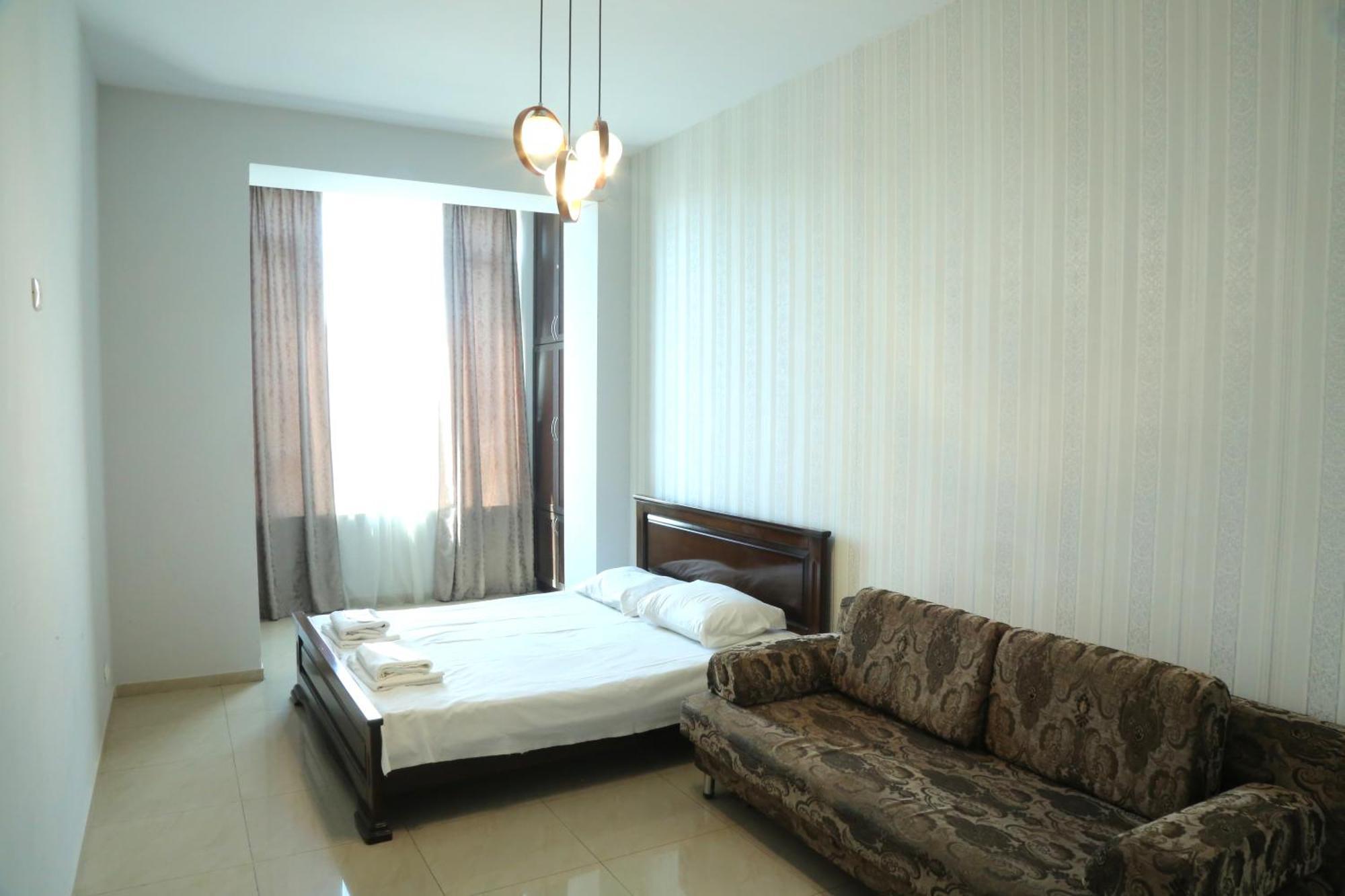 Rent Inn Yerevan On Sakharov Square Eksteriør billede