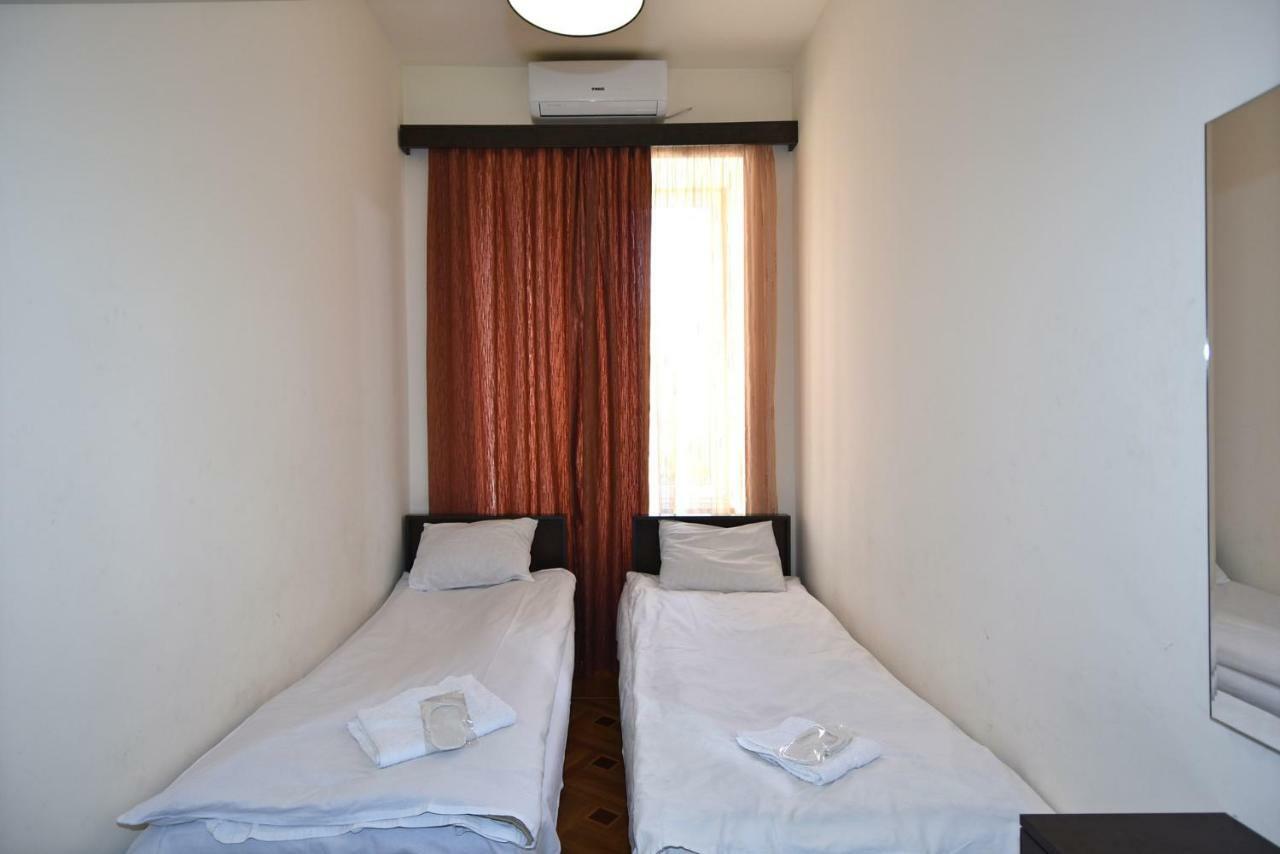 Rent Inn Yerevan On Sakharov Square Eksteriør billede